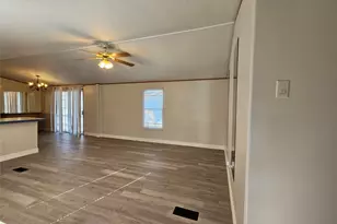 14225 E Ravine Run, Willis, TX 77318 - Photo 4