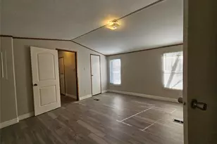 14225 E Ravine Run, Willis, TX 77318 - Photo 12