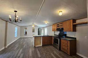 14225 E Ravine Run, Willis, TX 77318 - Photo 8