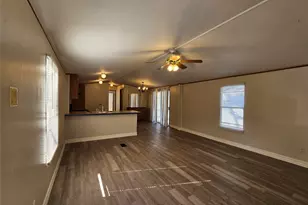 14225 E Ravine Run, Willis, TX 77318 - Photo 6