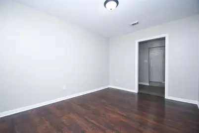 5215 Myrtlewood Street, Houston, TX 77033 - Photo 16