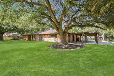 502 Misty Lane, Friendswood, TX 77546 - Photo 2