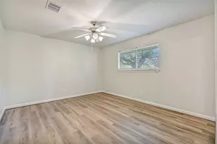 502 Misty Ln, Friendswood, TX 77546 - Photo 26