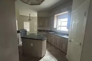 6202 Bourbonais Dr, Corpus Christi, TX 78414 - Photo 12