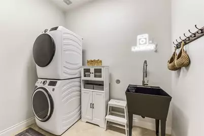 13611 Delwood Springs Lane, Houston, TX 77044 - Photo 22