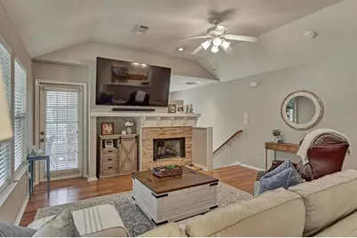 87 Woodlily Place, The Woodlands, TX 77382 - Photo 8