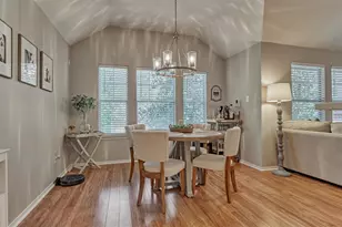 87 Woodlily Pl, The Woodlands, TX 77382 - Photo 16