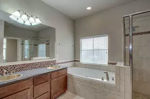 5729 Kiam St, Houston, TX 77007 - Photo 6