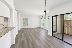 2025 Augusta Dr, Houston, TX 77057 - Photo 16