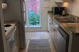 2300 Augusta Dr, Houston, TX 77057 - Photo 10