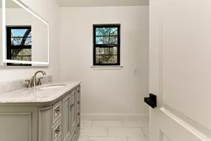 29 N Havenridge Dr, The Woodlands, TX 77381 - Photo 22