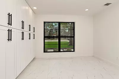 29 N Havenridge Drive, The Woodlands, TX 77381 - Photo 14