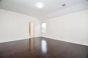 9641 Weldridge Dr, Sugar Land, TX 77498 - Photo 24