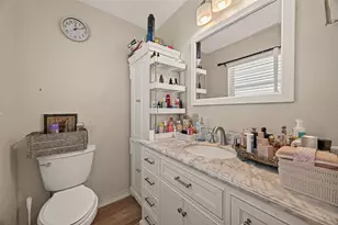 638 Warsaw St, Hitchcock, TX 77563 - Photo 18