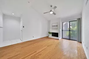 7900 N Stadium Dr, Houston, TX 77030 - Photo 4