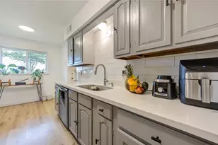 14409 Still Meadow Dr, Houston, TX 77079 - Photo 10
