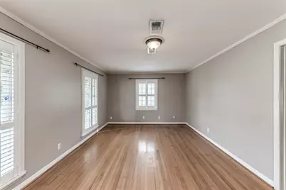 5537 Lincrest Lane, Houston, TX 77056 - Photo 4