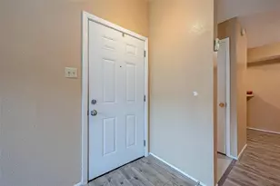 10555 Turtlewood Ct, Houston, TX 77072 - Photo 6