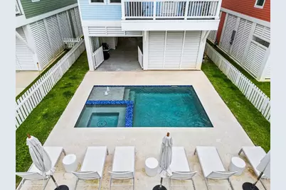 11372 Starfish Drive, Galveston, TX 77554 - Photo 1