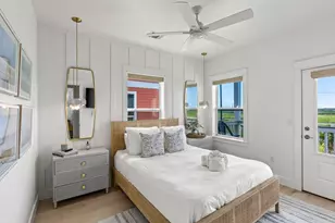 11372 Starfish Dr, Galveston, TX 77554 - Photo 6