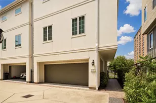 22 Hermann Park Ct, Houston, TX 77021 - Photo 4