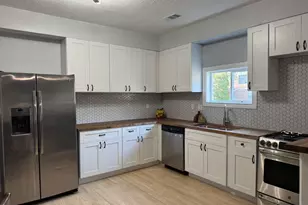 125 N Shirley St, Alvin, TX 77511 - Photo 30