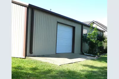 238 Bluff Drive, Livingston, TX 77351 - Photo 4
