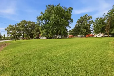 400 Nevils Street, Bridge City, TX 77611 - Photo 26