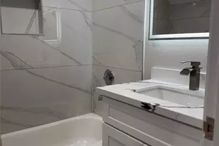 4406 Oats St, Houston, TX 77020 - Photo 10