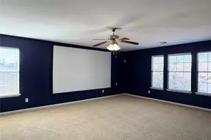 4715 Lunsford Hollow Ln, Friendswood, TX 77546 - Photo 10