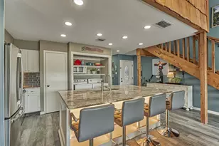 1 April Point Dr S, Conroe, TX 77356 - Photo 14