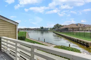 1 April Point Dr S, Conroe, TX 77356 - Photo 40