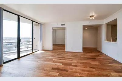 3525 Sage Road #1018, Houston, TX 77056 - Photo 4