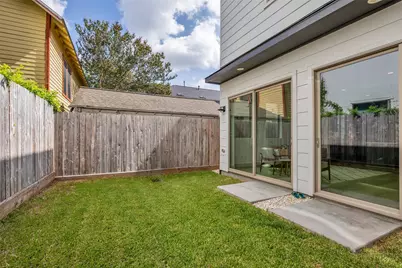 1724 Ridgewood Street, Houston, TX 77006 - Photo 34