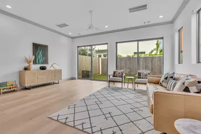 1724 Ridgewood Street, Houston, TX 77006 - Photo 14