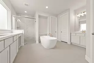 18902 Moonriver St, Conroe, TX 77302 - Photo 10