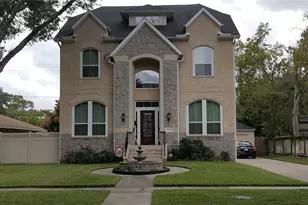 5105 Maple St, Bellaire, TX 77401 - Photo 1