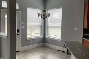 5105 Maple St, Bellaire, TX 77401 - Photo 12