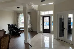 5105 Maple St, Bellaire, TX 77401 - Photo 16