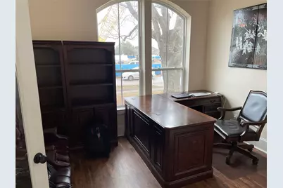 5105 Maple Street, Bellaire, TX 77401 - Photo 8