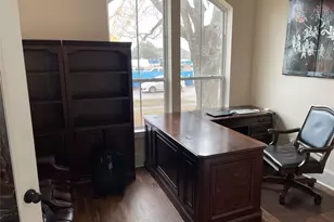 5105 Maple St, Bellaire, TX 77401 - Photo 8