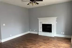 5105 Maple St, Bellaire, TX 77401 - Photo 14