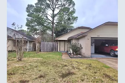 10810 Parkland Woods Drive, Sugar Land, TX 77498 - Photo 4