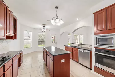1810 Candle Light Court, Sugar Land, TX 77498 - Photo 10