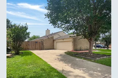 2358 Binley Drive, Houston, TX 77077 - Photo 38