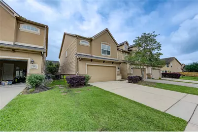 3939 Calgary Circle, Missouri City, TX 77459 - Photo 4