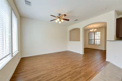 3939 Calgary Circle, Missouri City, TX 77459 - Photo 12