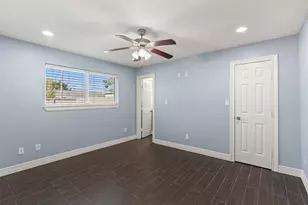 2106 22nd Ave N, Texas City, TX 77590 - Photo 18