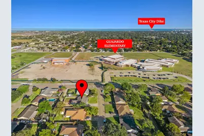2106 22nd Avenue N, Texas City, TX 77590 - Photo 4