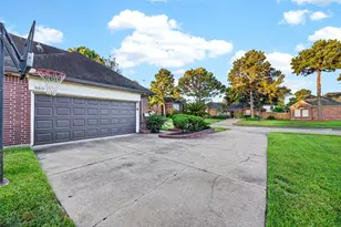 18610 Autumn Hills Dr, Katy, TX 77449 - Photo 8